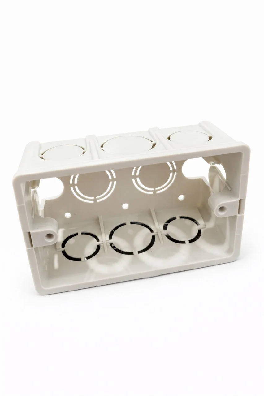 Cajetin Plastico 4X2