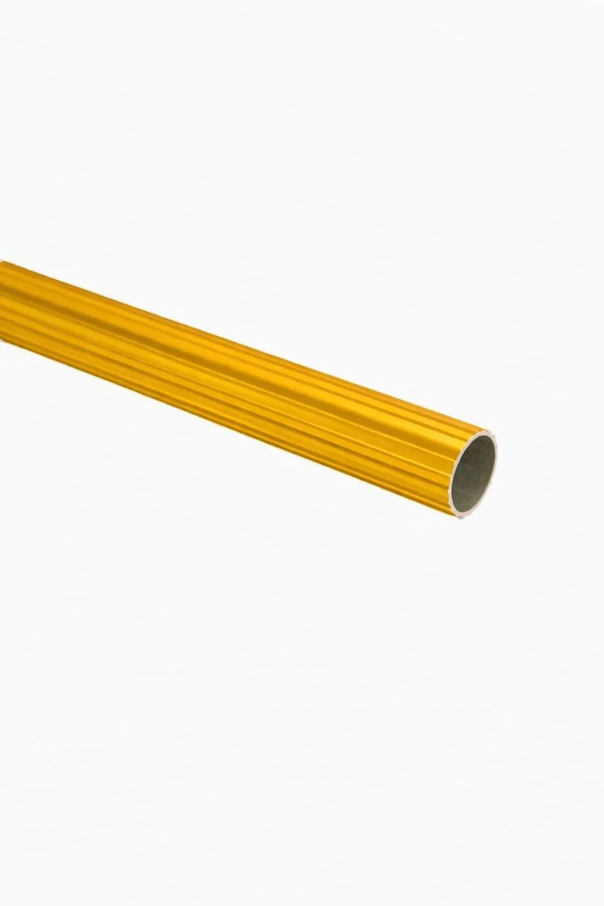 Tubo ranurado dorado 1/2 *6mts